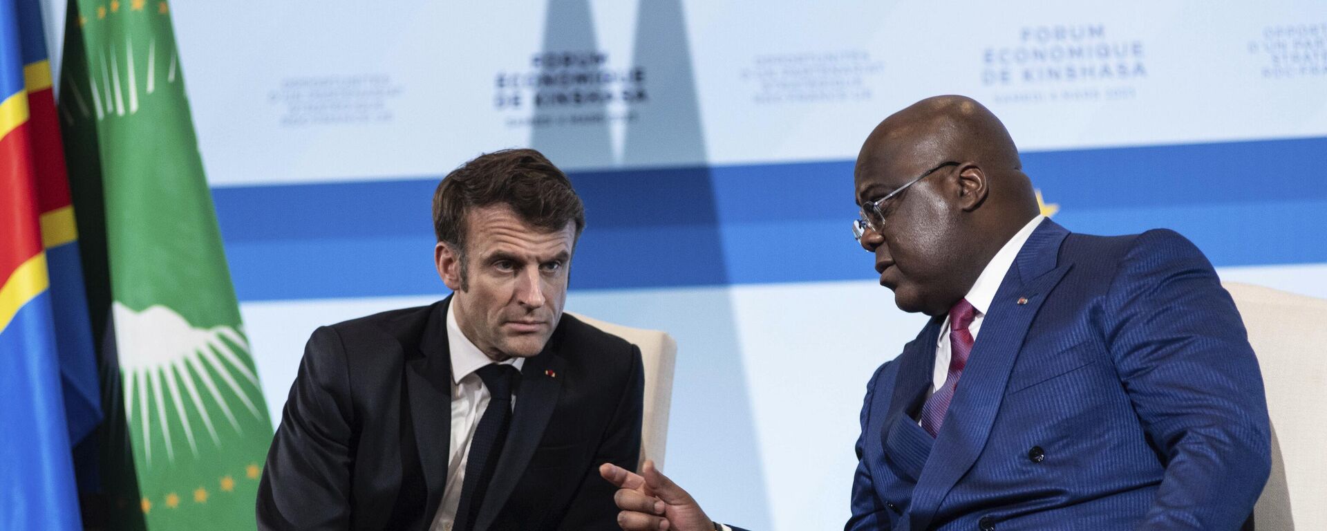 French President Emmanuel Macron, left, meets with Democratic Republic of the Congo President Felix Tshisekedi in Kinshasa Saturday March 4, 2023 - Sputnik International, 1920, 10.03.2023
