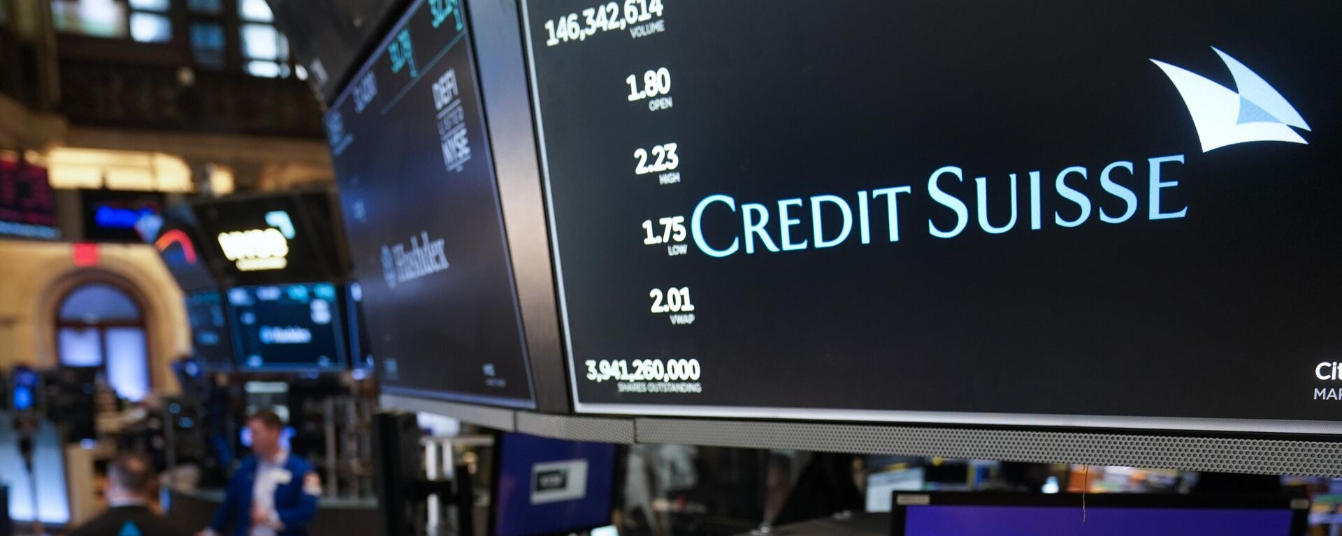 A sign displays the name of Credit Suisse on the floor at the New York Stock Exchange in New York, Wednesday, March 15, 2023. - Sputnik International, 1920, 18.08.2023