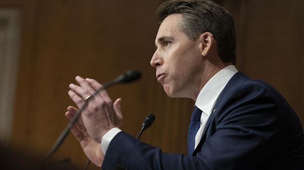 Sen. Josh Hawley, R-Mo., questions Colleen Shogan, nominee to be archivist of the U.S. National Archives and Records Administration, Tuesday, Feb. 28, 2023. - Sputnik International