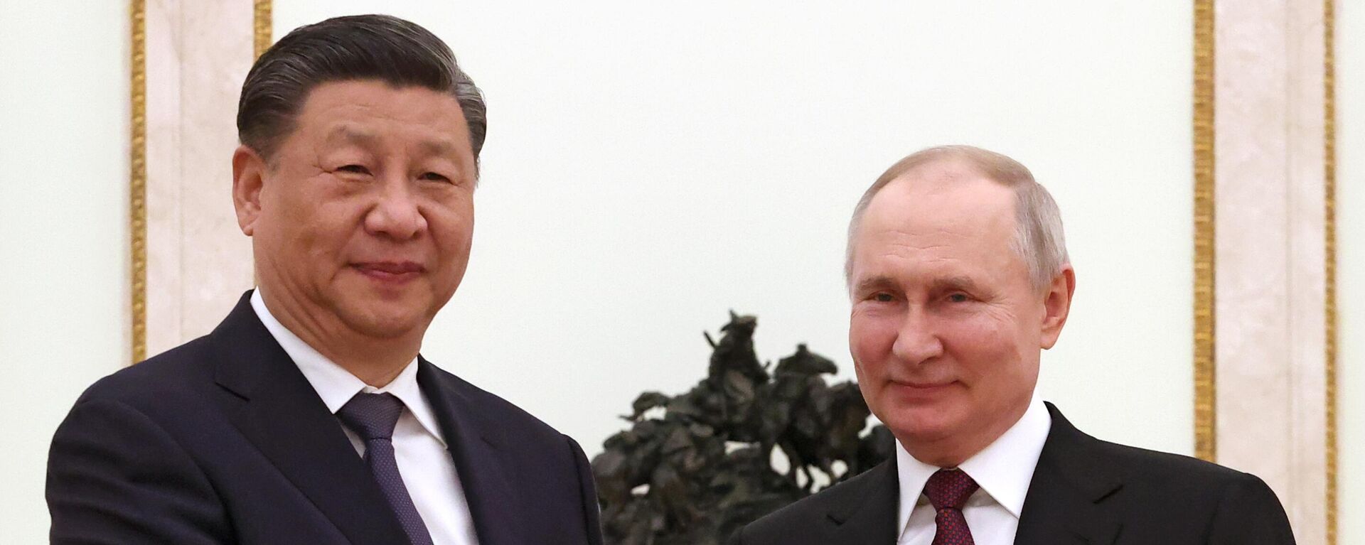 March 20, 2023. Russian President Vladimir Putin and President of the People's Republic of China (PRC) Xi Jinping (left) during a meeting. - Sputnik International, 1920, 08.02.2024