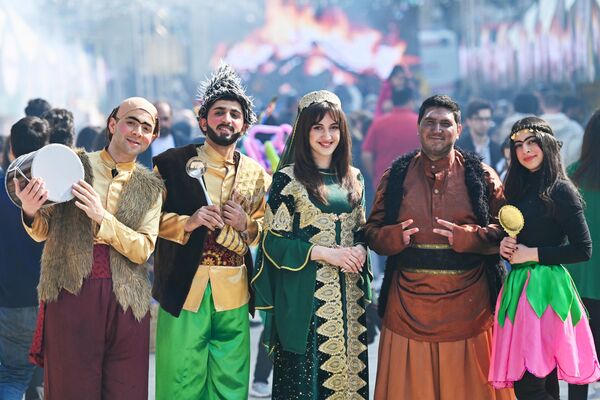 Millions of people across the Middle East, Asia and Eastern Europe celebrate Nowruz New Year festival. - Sputnik International