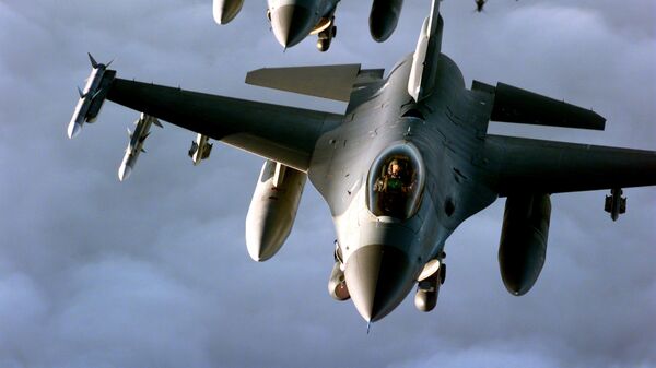 US Air Force F-16s take part in a military operation. File photo. - Sputnik International