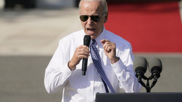 President Joe Biden speaks about the Inflation Reduction Act of 2022 during a ceremony on the South Lawn of the White House in Washington, Sept. 13, 2022.  - Sputnik International