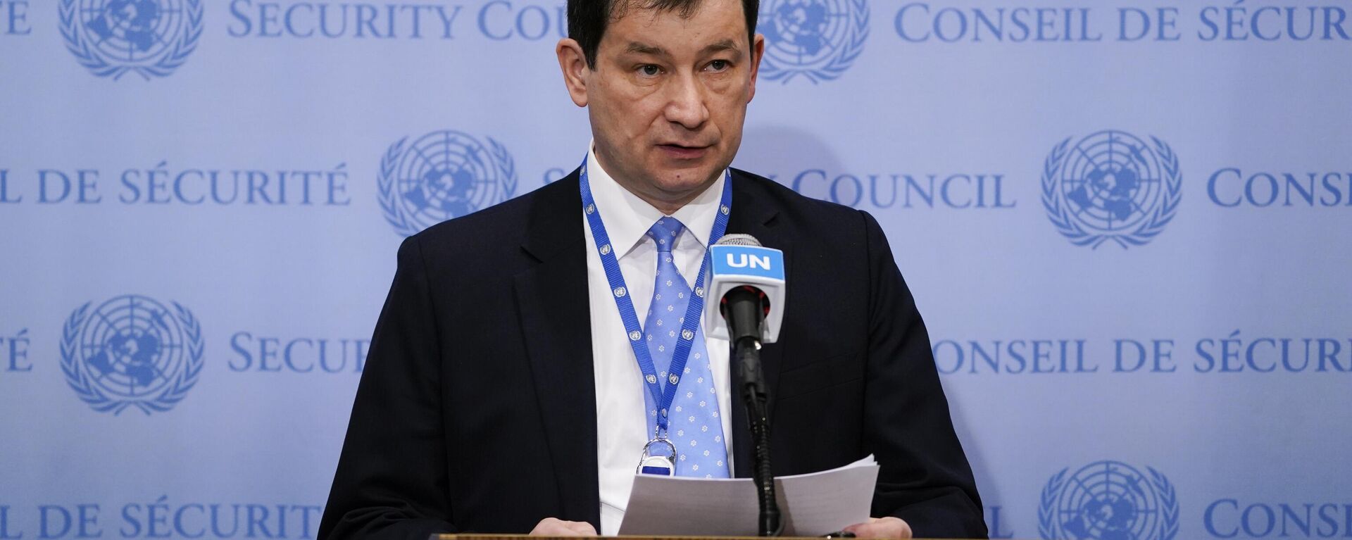 Dmitry Polyanskiy, First Deputy Permanent Representative of the Russian Federation to the United Nations, speaks to members of the media before a meeting of the United Nations Security Council, Tuesday, April 19, 2022, at United Nations headquarters. - Sputnik International, 1920, 29.03.2023