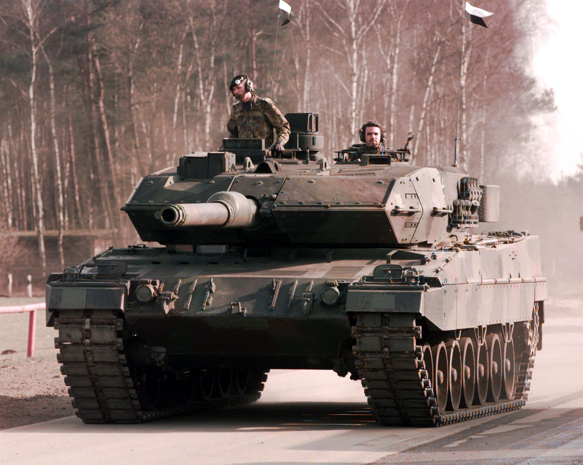 Leopard 2 battle tank - Sputnik International, 1920, 03.10.2023