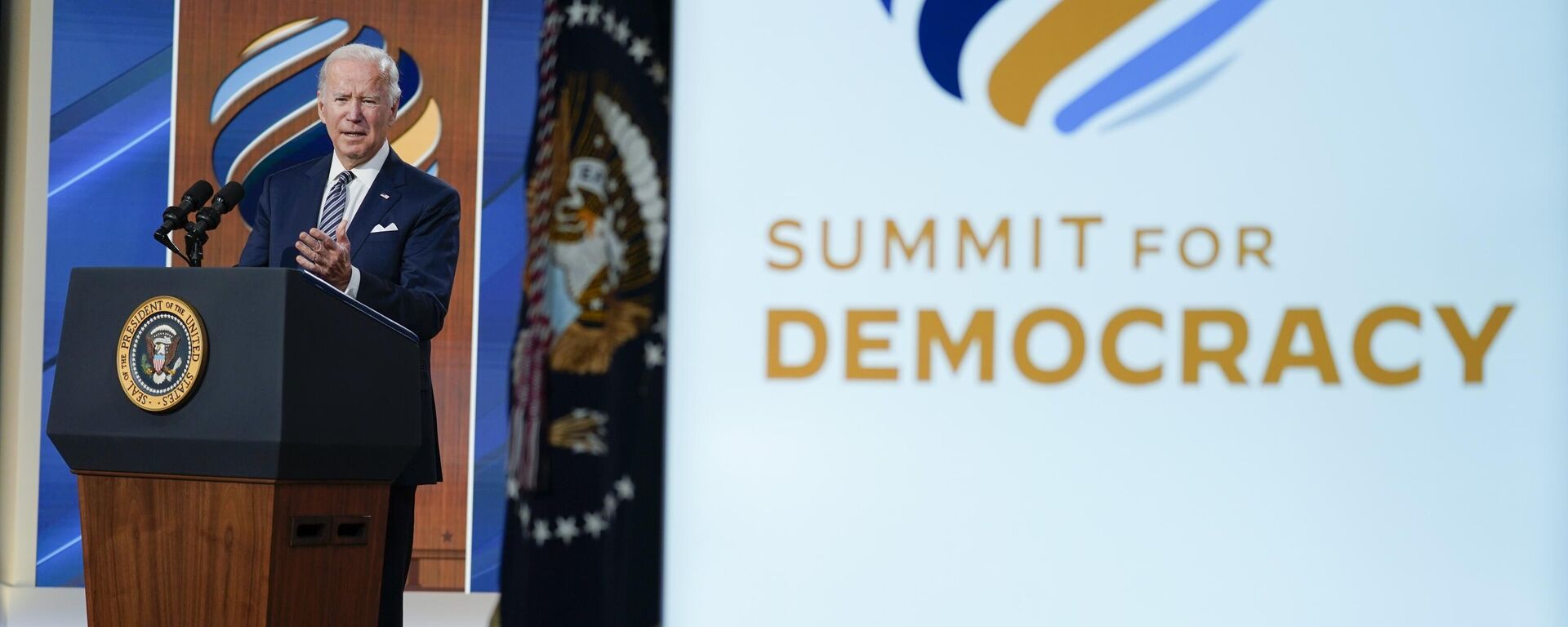 President Joe Biden delivers closing remarks to the virtual Summit for Democracy, in the South Court Auditorium on the White House campus, Friday, Dec. 10, 2021, in Washington - Sputnik International, 1920, 30.03.2023