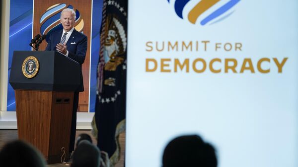 President Joe Biden delivers closing remarks to the virtual Summit for Democracy, in the South Court Auditorium on the White House campus, Friday, Dec. 10, 2021, in Washington - Sputnik International