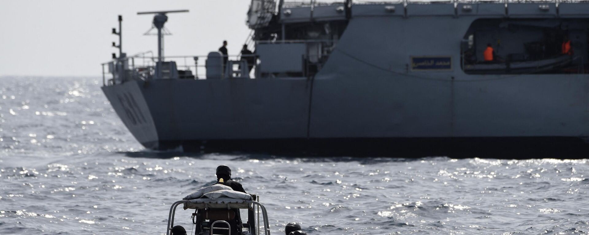Nigerian special forces sail to intercept pirates during a joint exercise between Nigerian and Moroccan naval personels as part of Obangame Express, a multinational maritime exercise involving 33 countries off the coast of Lagos on March 20, 2019 - Sputnik International, 1920, 31.03.2023