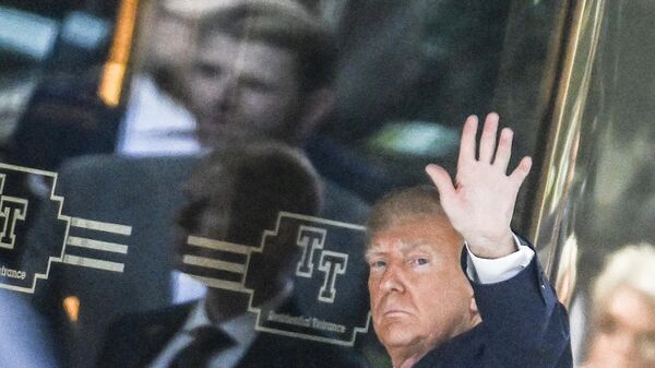Former US president Donald Trump arrives at Trump Tower in New York on April 3, 2023. - Sputnik International