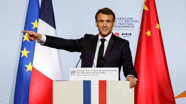 In this picture taken on April 5, 2023, French President Emmanuel Macron delivers a speech at the Red Brick Art Museum in Beijing - Sputnik International