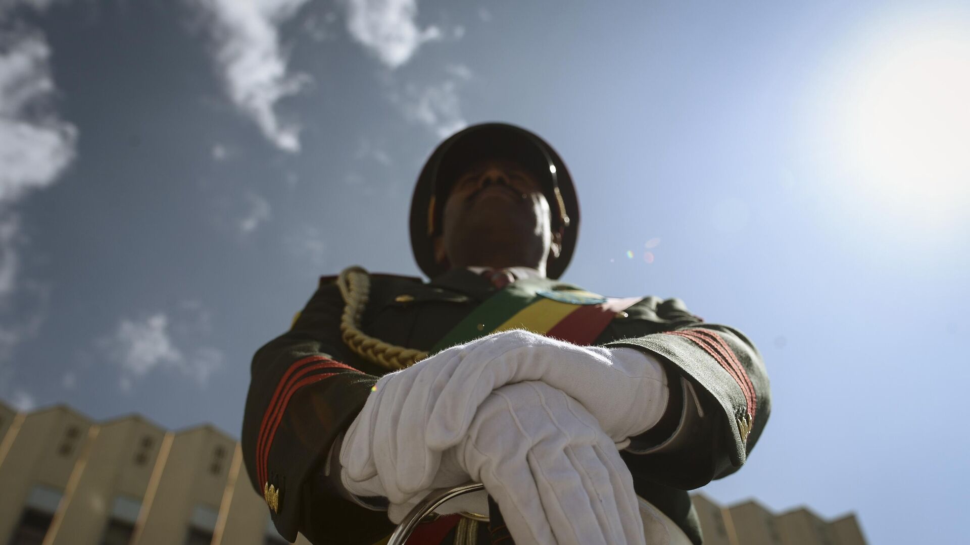 A member of a military marching band attends a ceremony to remember those soldiers who died on the first day of the Tigray conflict, outside the city administration office in Addis Ababa, Ethiopia Thursday, Nov. 3, 2022.  - Sputnik International, 1920, 07.04.2023