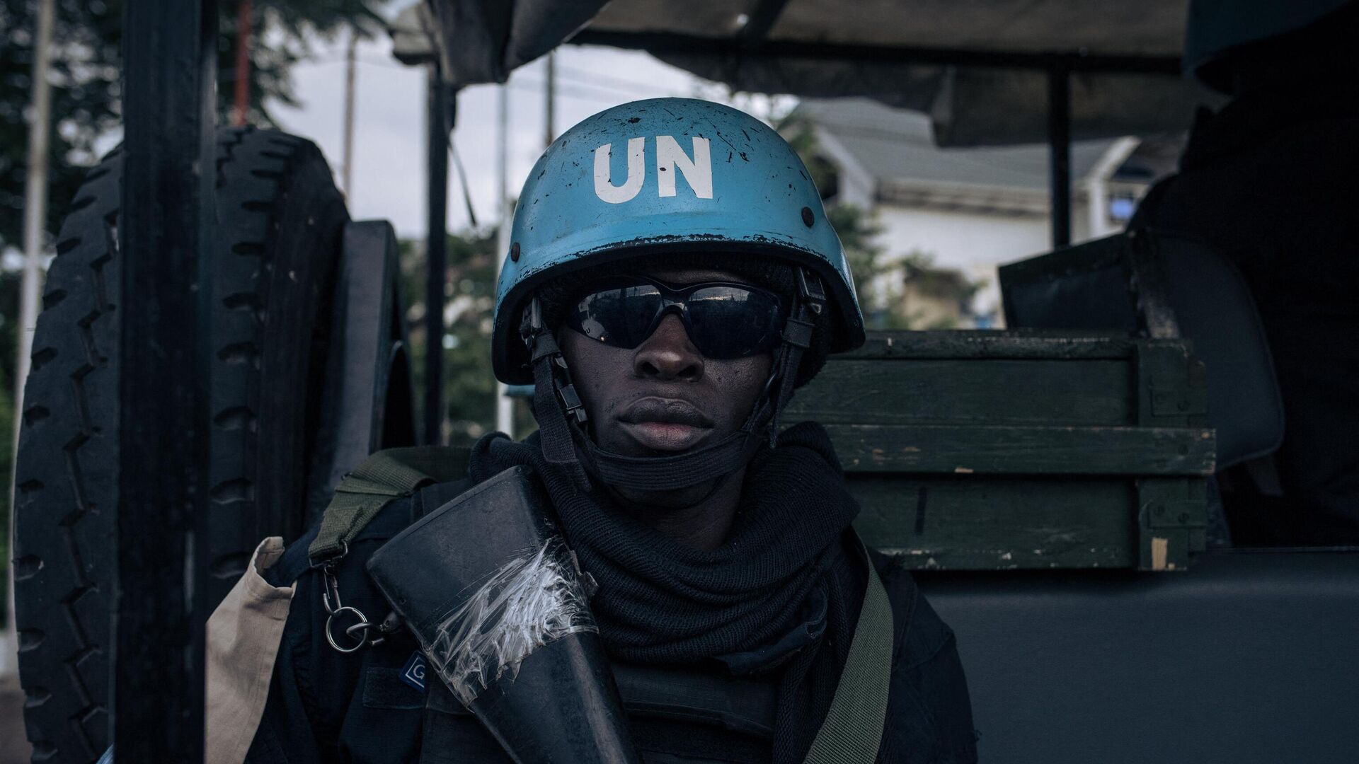 A Senegalese peacekeepers serving with the United Nations Organization Stabilization Mission in the Democratic Republic of the Congo (MONUSCO) poses for a photograph during patrol in Goma, on November 9, 2022. - Since October 20, fighting has resumed between the Congolese army and the M23 (March 23 Movement), allegedly backed by the Rwandan Army. - Sputnik International, 1920, 08.04.2023