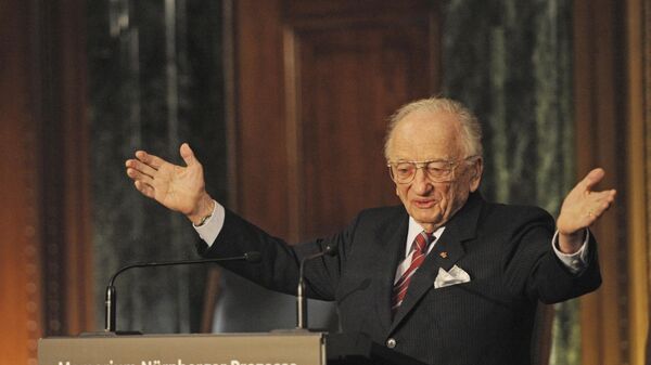 Benjamin Ferencz, Romanian-born American lawyer and chief prosecutor of the Nuremberg war crimes trials - Sputnik International