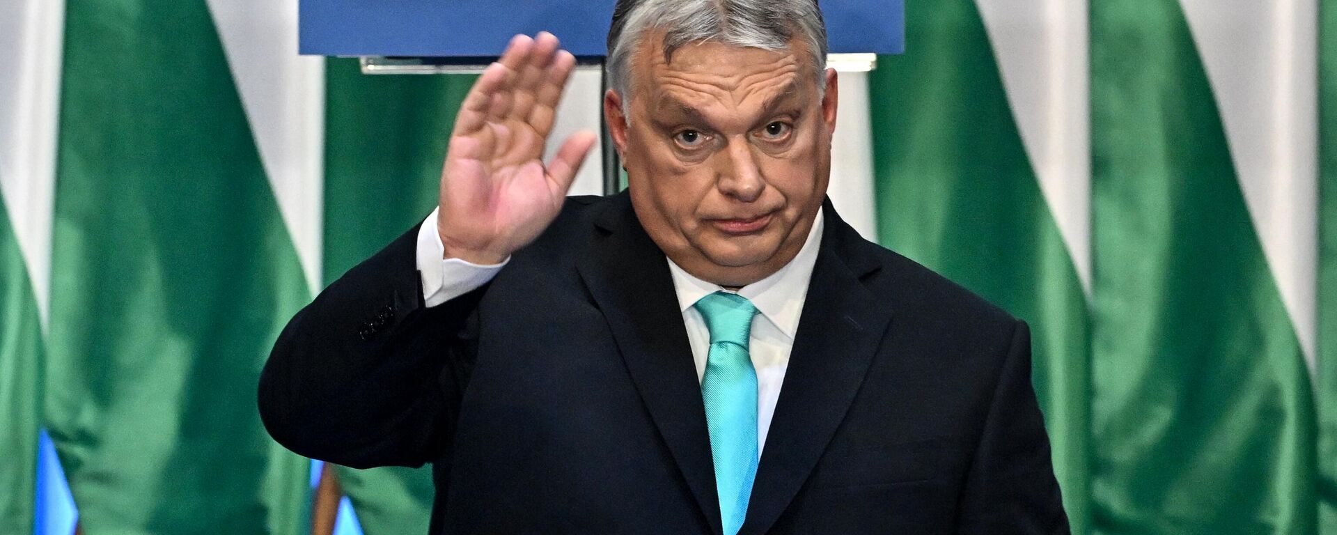 Hungarian Prime Minister and Chairman of the governing FIDESZ party Viktor Orban gestures after delivering his annual state of the nation speech, February 2023. - Sputnik International, 1920, 12.04.2023