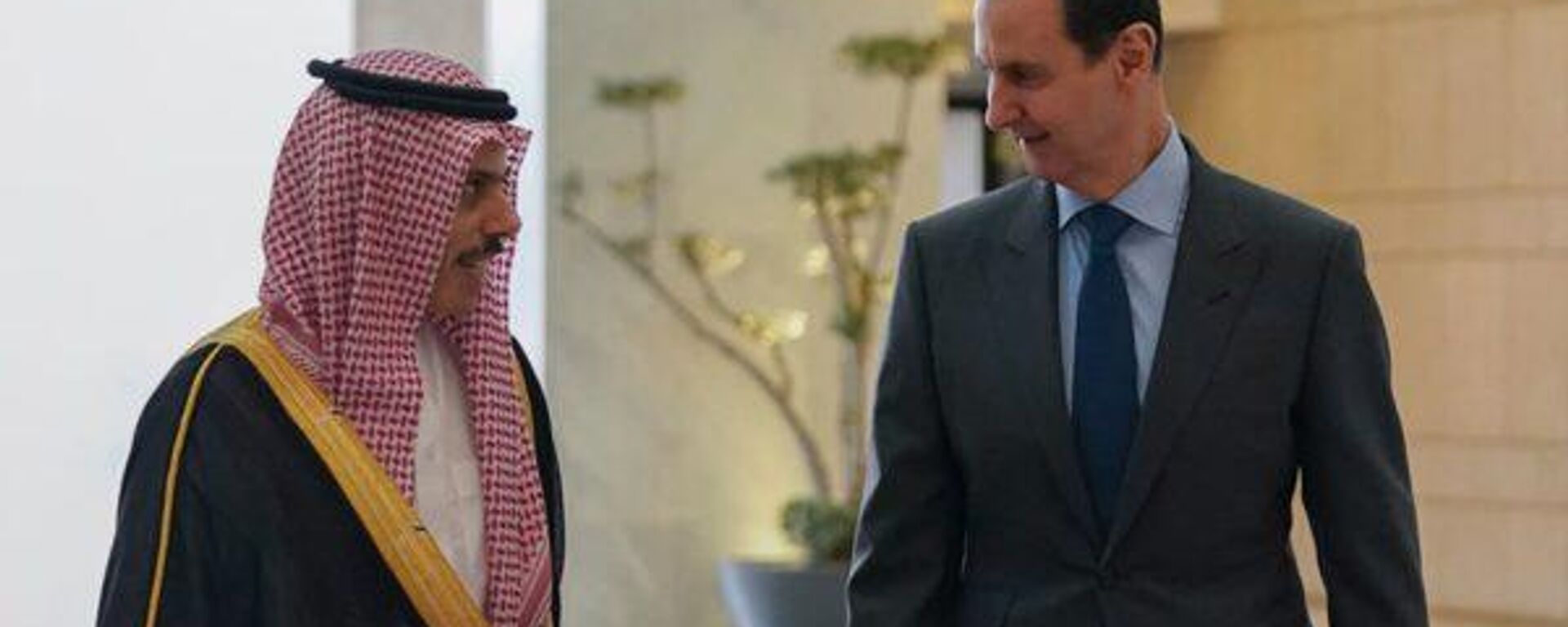 Syrian President Bashar Assad meets with Saudi Foreign Minister Prince Faisal bin Farhan in Damascus, Tuesday April 18, 2023. - Sputnik International, 1920, 20.04.2023