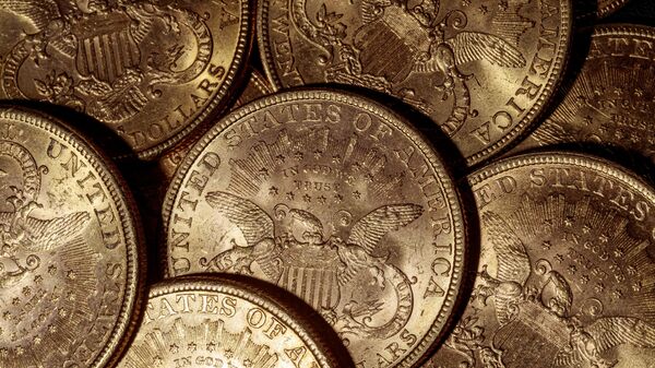 Twenty US dollars gold coins are pictured in Paris. File photo. - Sputnik International