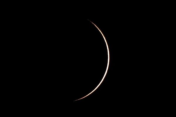 The hybrid solar eclipse in seen from Lautem, East Timor. - Sputnik International