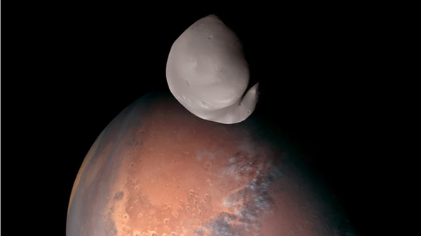 First high-resolution images of the back side of one of Mars satellites - Deimos. - Sputnik International
