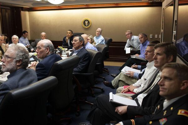 President Obama and His National Security Team in a Conference Area of the Situation Room - Sputnik International
