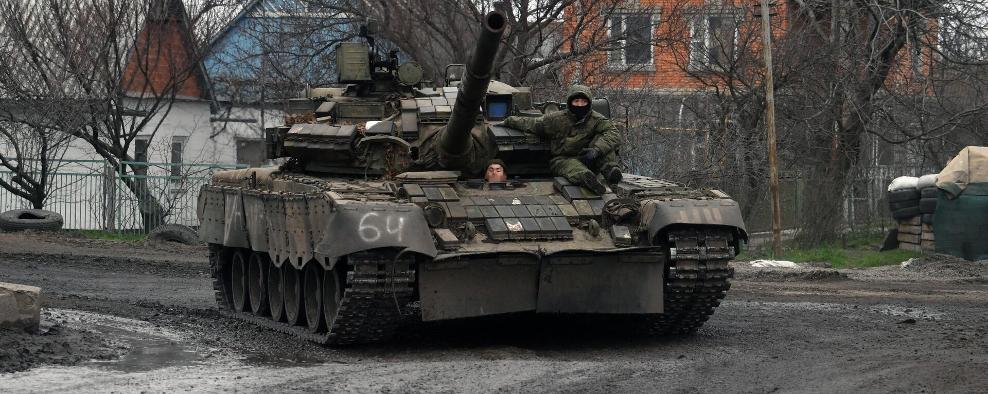 Russia's T-72 tank in Ukraine. File photo - Sputnik International, 1920, 13.05.2023