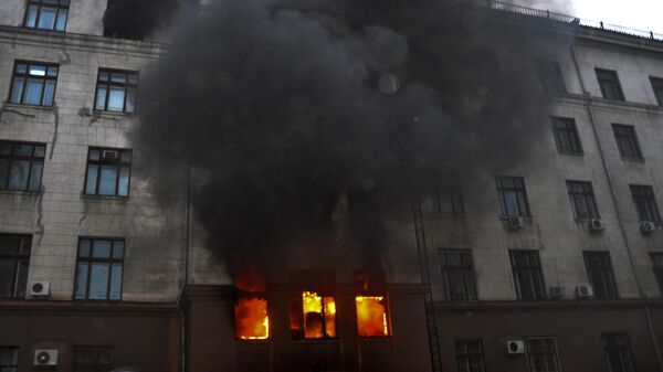 Odessa Trade Unions House on fire - Sputnik International