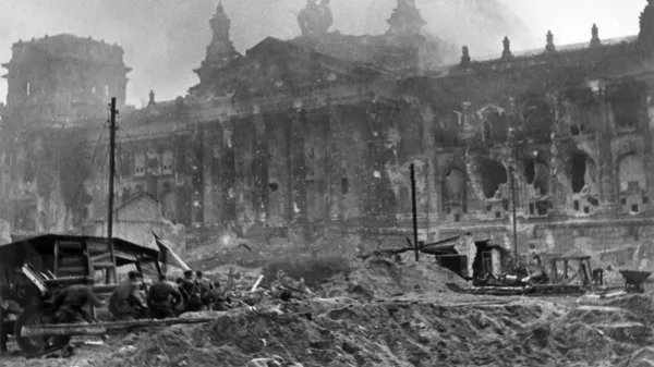 The fighting at the Reichstag building during the Battle for Berlin. April 30, 1945. - Sputnik International