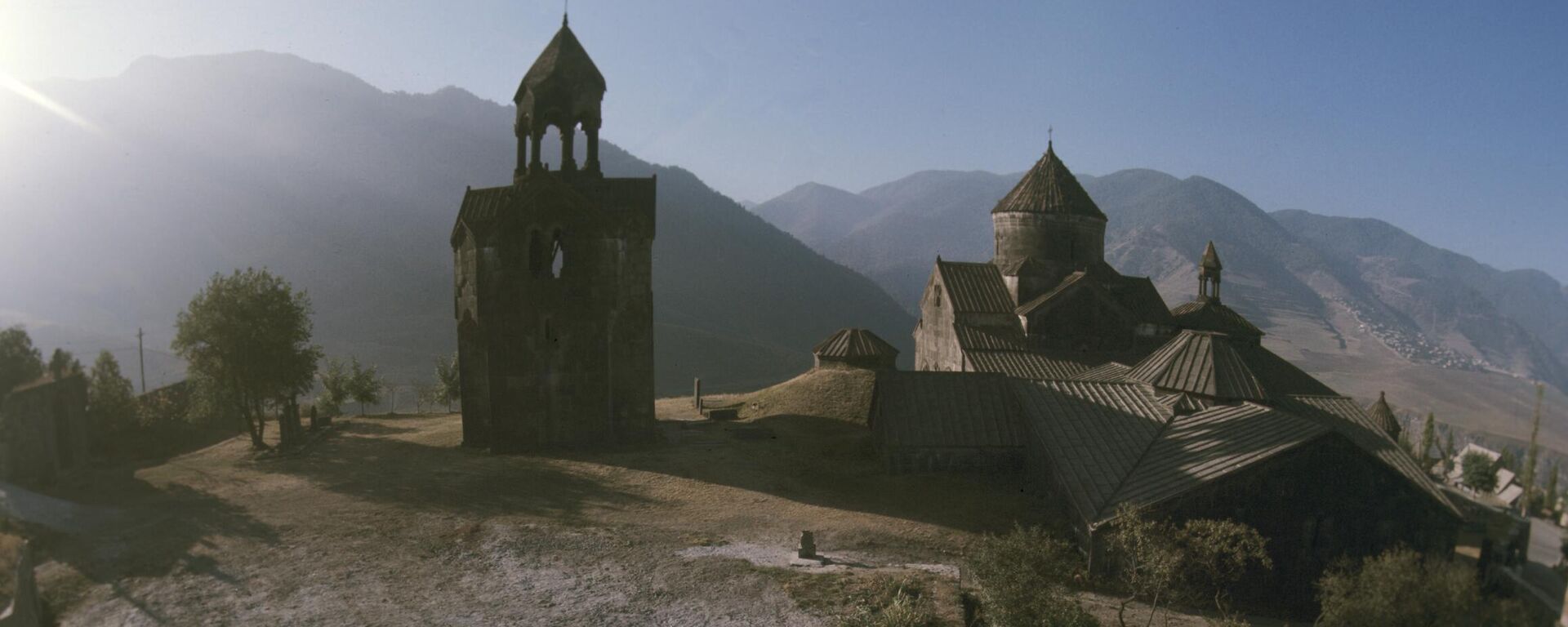 Haghpat Monastery and its main building - the Church of Saint Nishan (Sourb Nshan). - Sputnik International, 1920, 24.06.2025