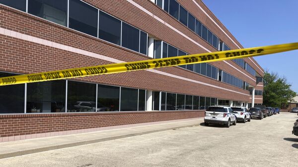 Fairfax, Va., office building where police say a man wielding a baseball bat attacked two staffers for U.S. Rep. Gerry Connolly, D-Va - Sputnik International