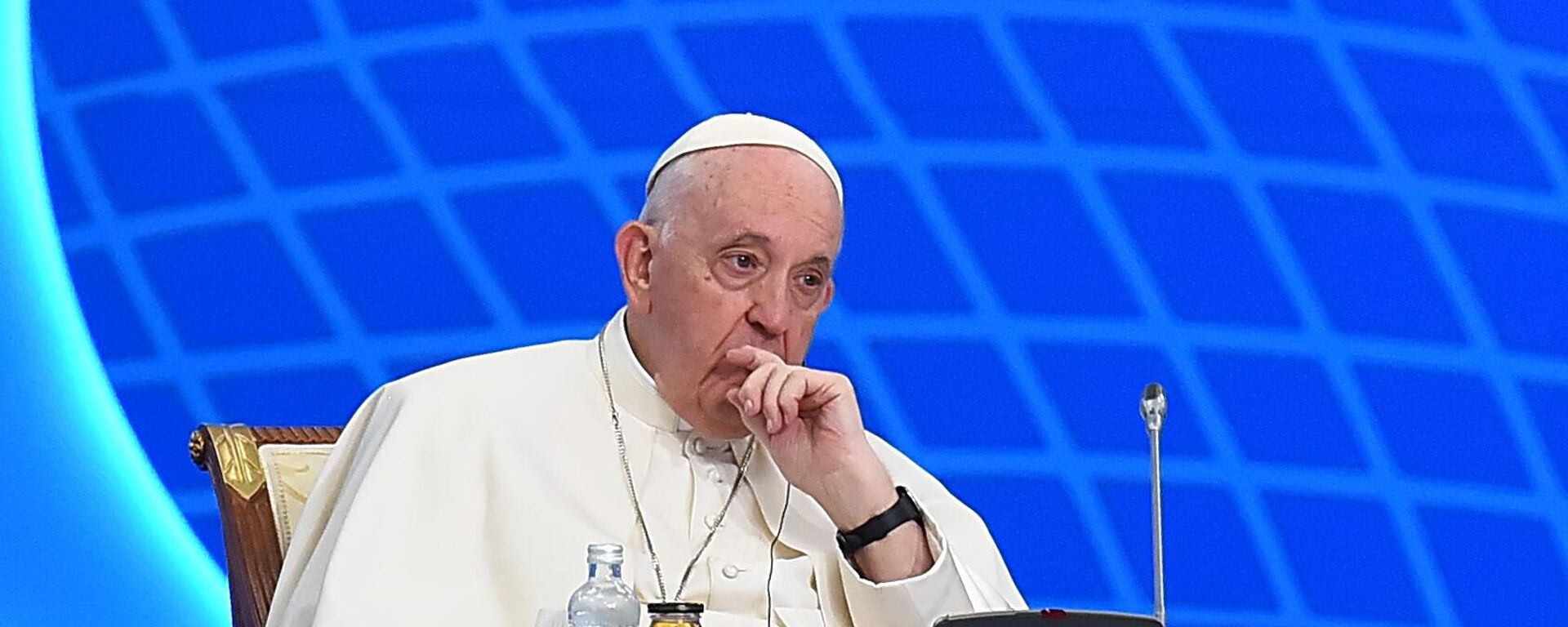 Pope Francis at the VII Congress of Leaders of World and Traditional Religions at the Palace of Independence in Nursultan. The main theme of the congress is The role of leaders of world and traditional religions in the spiritual and social development of mankind in the post–pandemic period. More than 100 delegations from 50 countries of the world take part in the work of the VII Congress. - Sputnik International, 1920, 10.03.2024