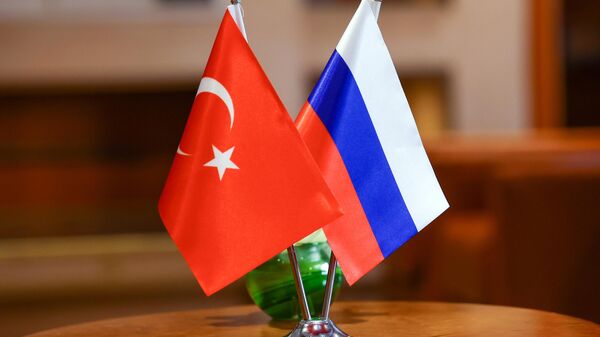 Russian and Turkish Flags - Sputnik International