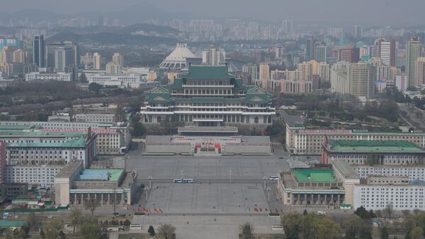View of Kim Il-sung Square and the Grand People's Study House from the observation deck of the Juche Tower in Pyongyang. - Sputnik International