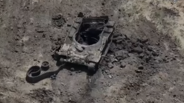 Screengrab of Russian Defense Ministry video showing Ukrainian tank destroyed by Russian strikes over the course of Kiev's attempted counteroffensive.  - Sputnik International