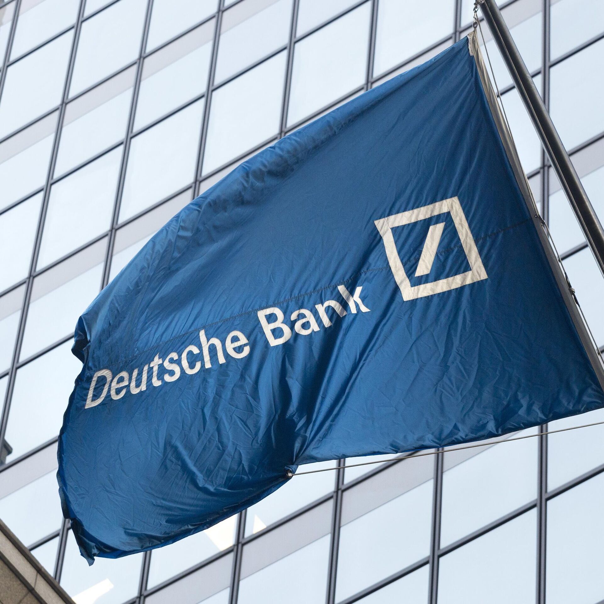 Deutsche Bank US Destined for ‘Genuine’ Recession Amid AntiInflation