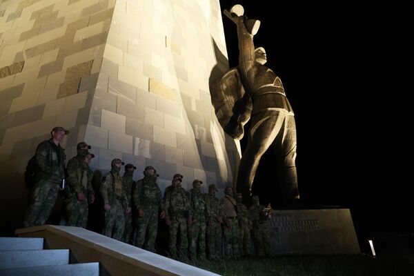 The Soviet Union&#x27;s contribution to the Allied victory cannot be underestimated, as it played a vital role in defeating the Axis powers and bringing an end to Nazi aggression.Above: Soldiers of the Federal National Guard Troops Service of the Russian Federation (Rosgvardiya) near the Saur-Mogila Memorial on the Day of Remembrance and Sorrow. - Sputnik International