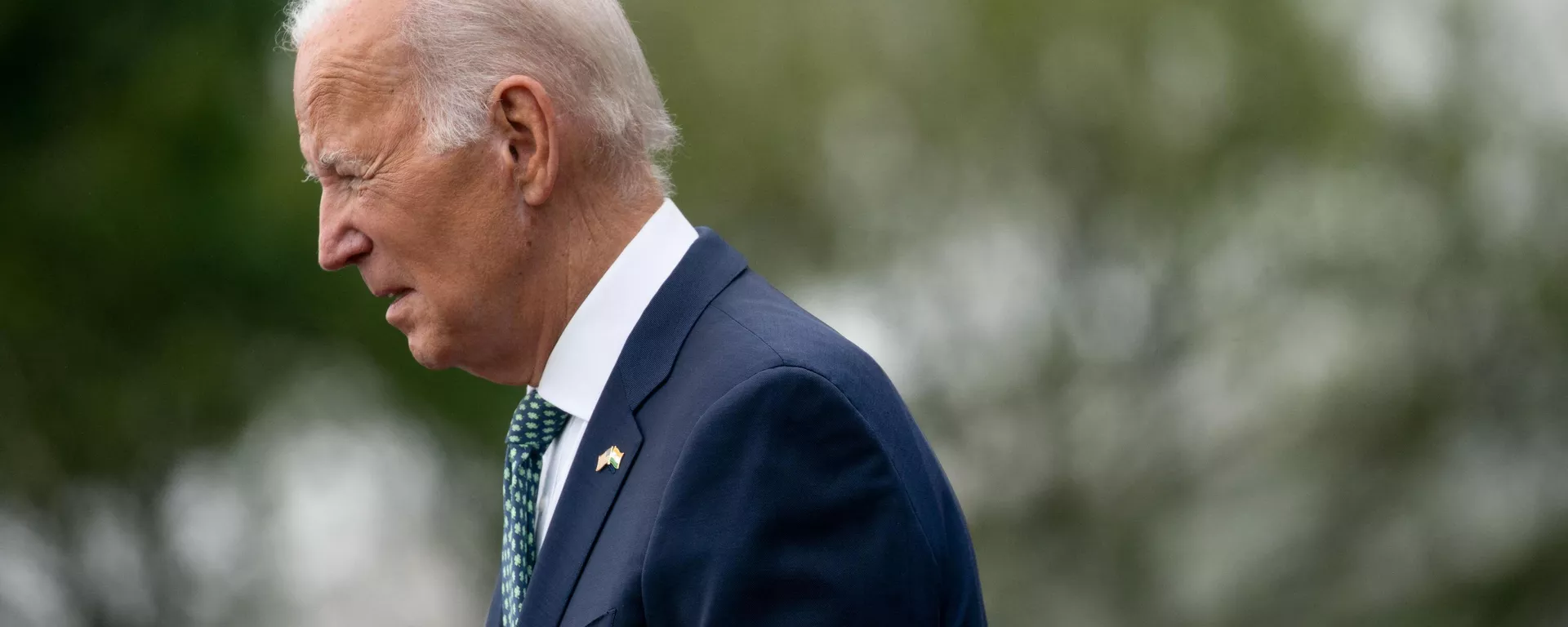 US President Joe Biden looks on as India's Prime Minister Narendra Modi apeaks during a welcome ceremony on the South Lawn of the White House in Washington, DC, on June 22, 2023 - Sputnik International, 1920, 26.06.2023