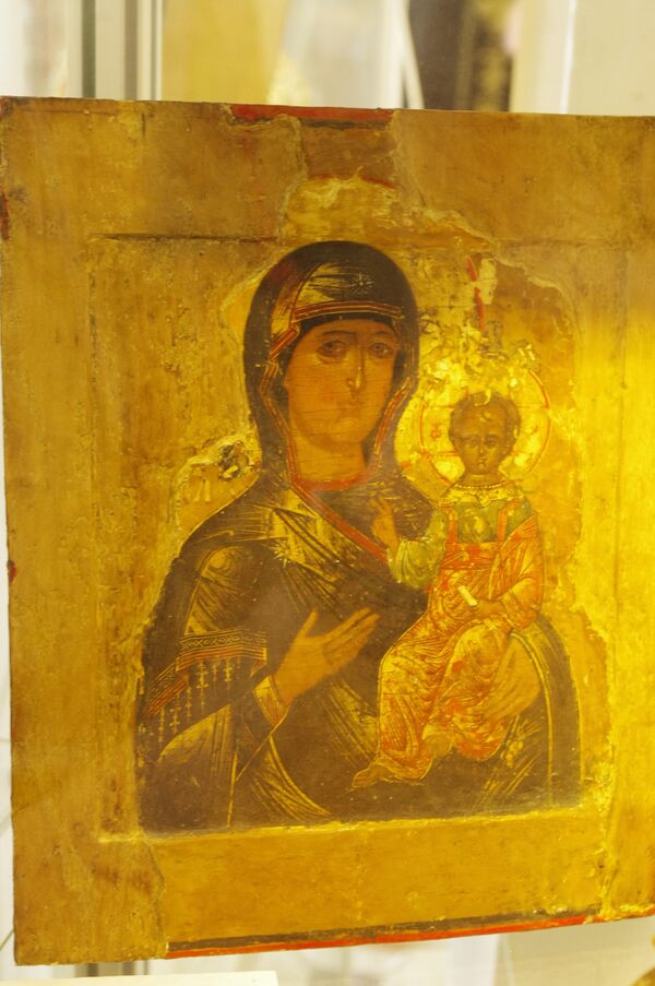 Virgin Mary icon at Kiev-Pechersk Lavra. - Sputnik International