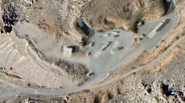 Screengrab of Alma Israel analysis of alleged Iranian mountain fortress missile base. - Sputnik International