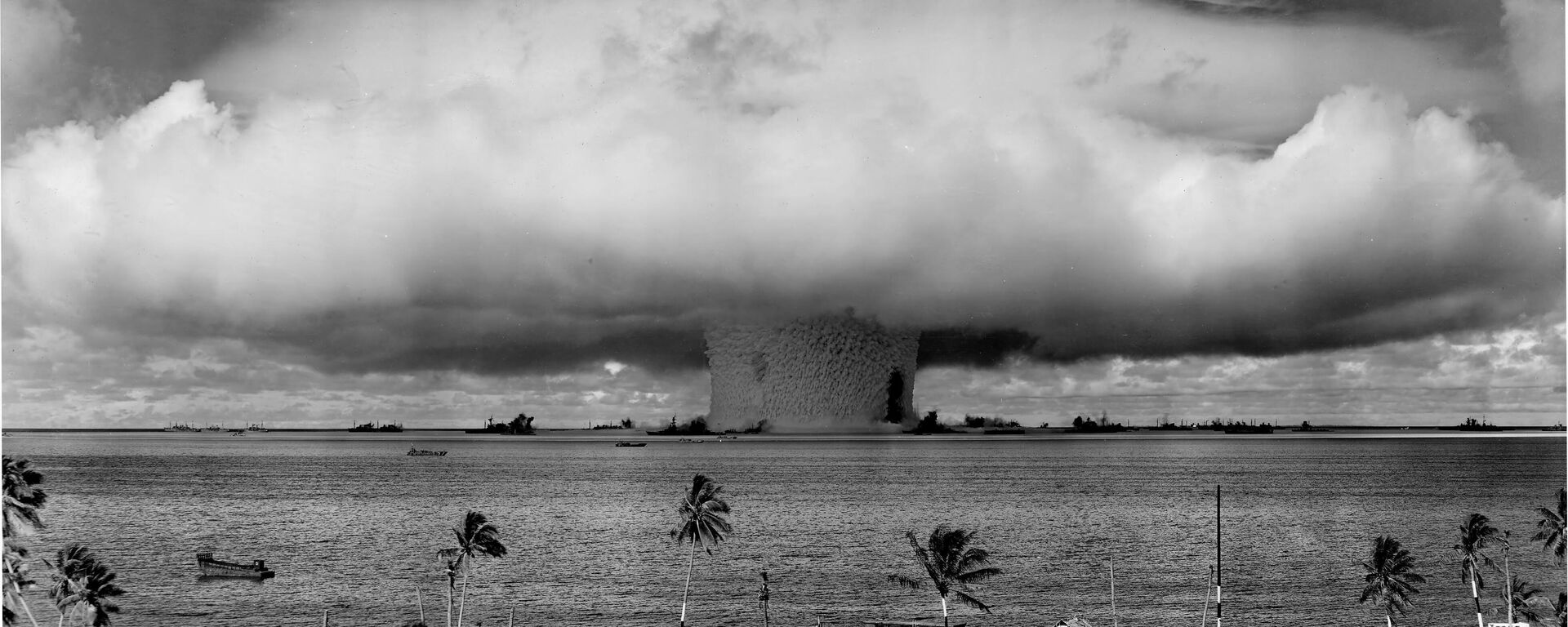 The Baker explosion, part of Operation Crossroads, a nuclear weapon test by the US military at Bikini Atoll, Micronesia, on 25 July 1946. - Sputnik International, 1920, 14.07.2023