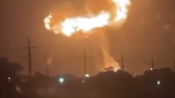 Screengrab of video posted to social media shows massive explosion at Dow Chemical's Plaquemine, Louisiana chemical complex. Friday, July 14, 2023. - Sputnik International