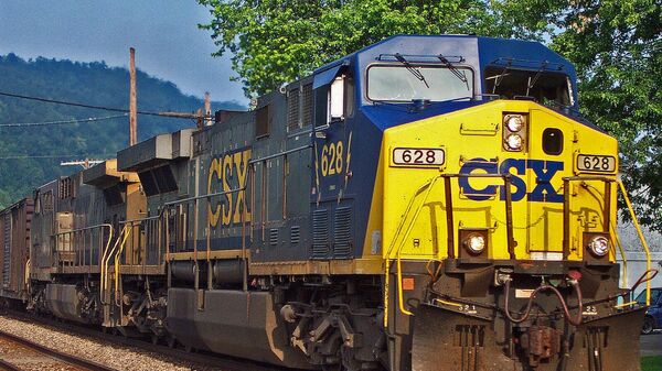 A CSX freight train in South Shore, Kentucky, on June 5, 2005 - Sputnik International