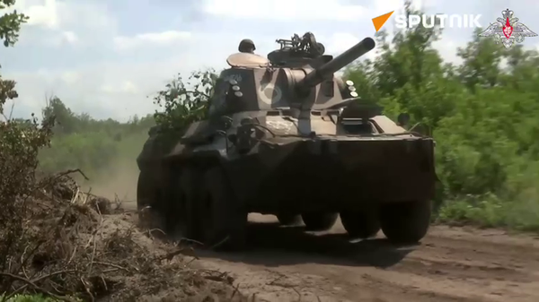 Russian Nona-SVK crews unleash hell on Ukrainian mortars and BMPs near Krasny Liman  - Sputnik International