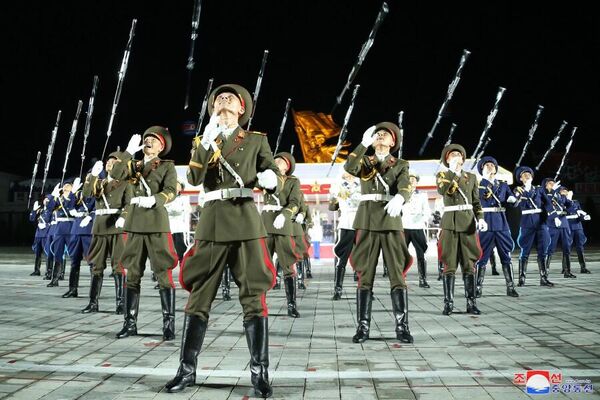 Participants of the military parade in Pyongyang. - Sputnik International