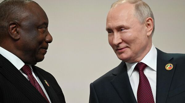Vladimir Putin and South African President Cyril Ramaphosa  - Sputnik International