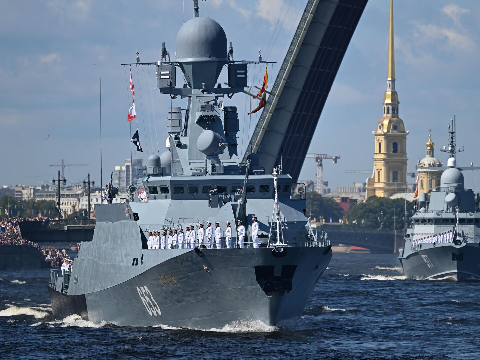 Кронштадт санкт петербург вмф. Парад ВМФ В Санкт-Петербурге 2023. Парад день ВМФ 2023 В Санкт Петербурге. ВМФ Кронштадт 2023.