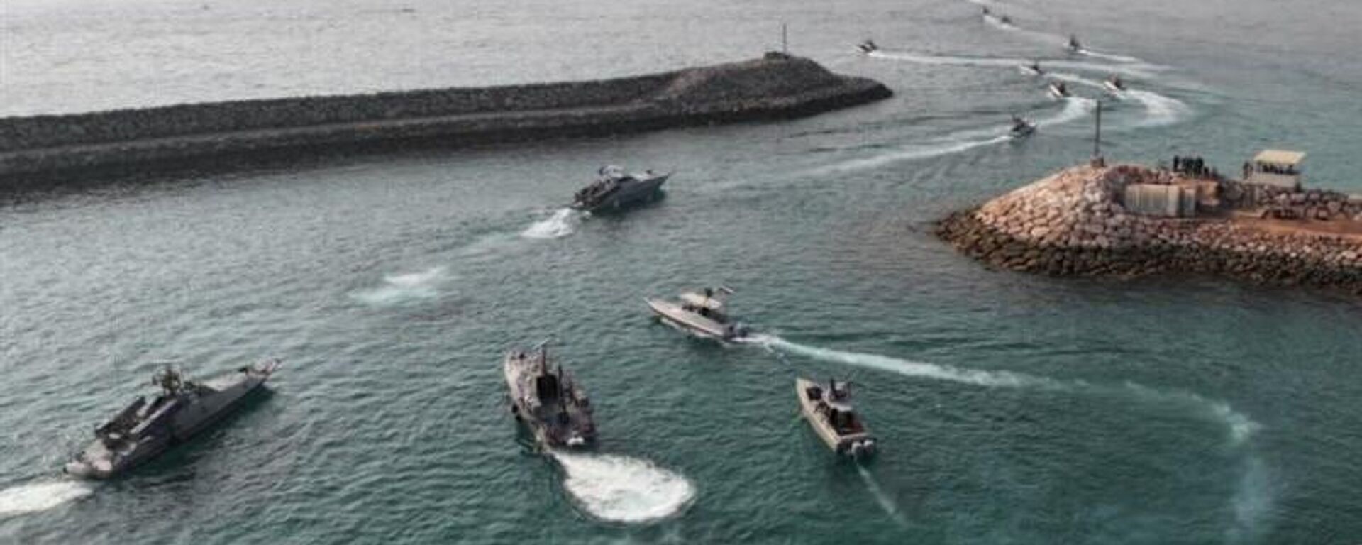 IRGC Navy missile boats depart for snap drills, August 2, 2023. - Sputnik International, 1920, 02.08.2023