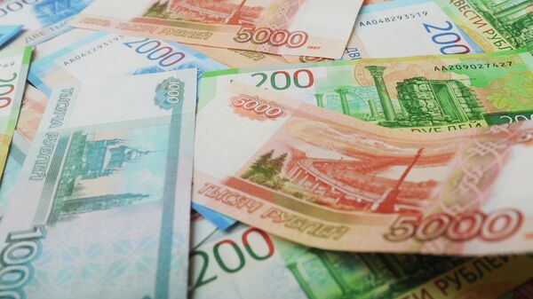 The 200, 2000 and 5000 ruble banknotes. - Sputnik International