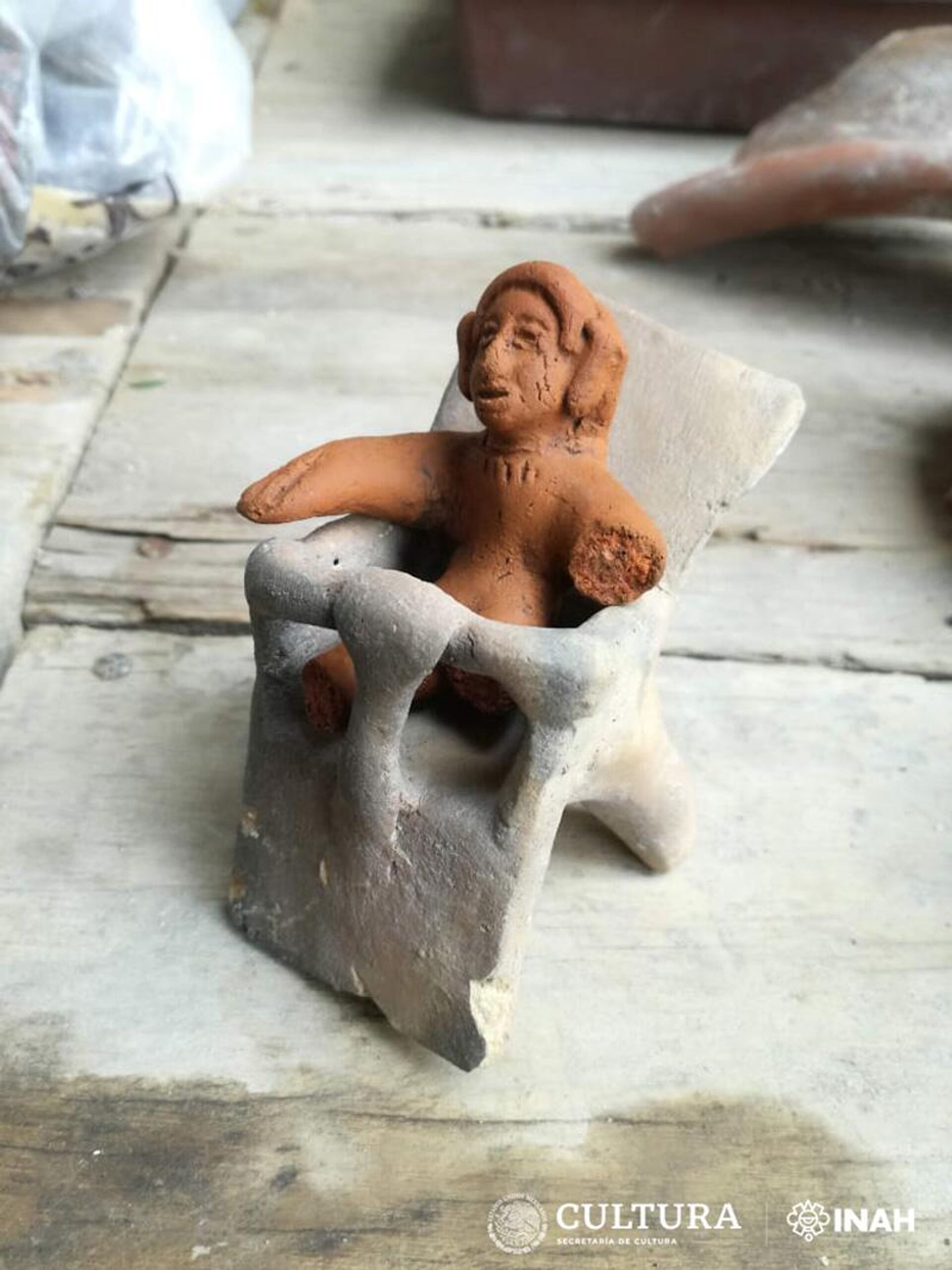 A small clay figurine found at a Teotihuacan archeological site by Mexico’s Ministry of Culture and a research team from the Directorate of Archaeological Salvage of the National Institute of Anthropology and History - Sputnik International, 1920, 08.08.2023
