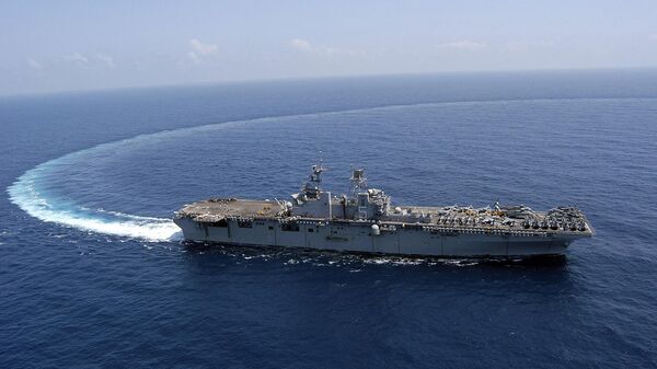 Picture released by the US military shows amphibious assault ship USS Bataan (LHD 5) in the Gulf, 03 March 2007. AFP PHOTO/HO/USN/Spc 2nd Class Justin Webster (Photo by US NAVY / AFP) - Sputnik International