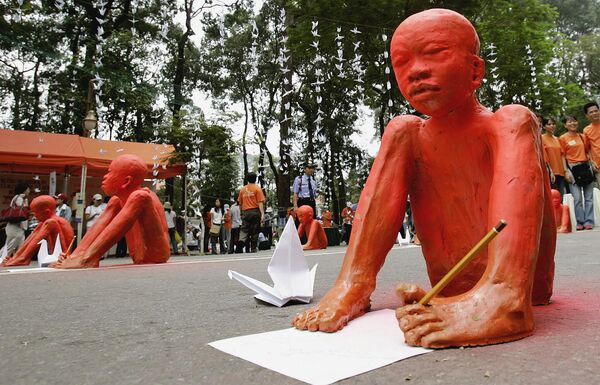 Sculptural works by local students representing disabled children victims of the defoliant &quot;Agent Orange&quot; used by US army during the Vietnam War are on display in a street of Ho Chi Minh City as part of a national campaign aimed at supporting the Vietnam War&#x27;s victims of the defoliant Agent Orange.  - Sputnik International