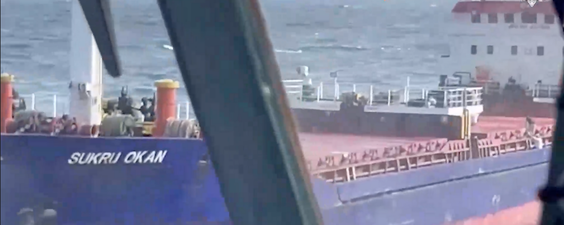 Footage of the work of the Russian inspection group of the Black Sea Fleet patrol ship Vasily Bykov on the Palau-flagged dry cargo ship Sukra Okan to the Ukrainian port of Izmail on August 13 - Sputnik International, 1920, 15.08.2023